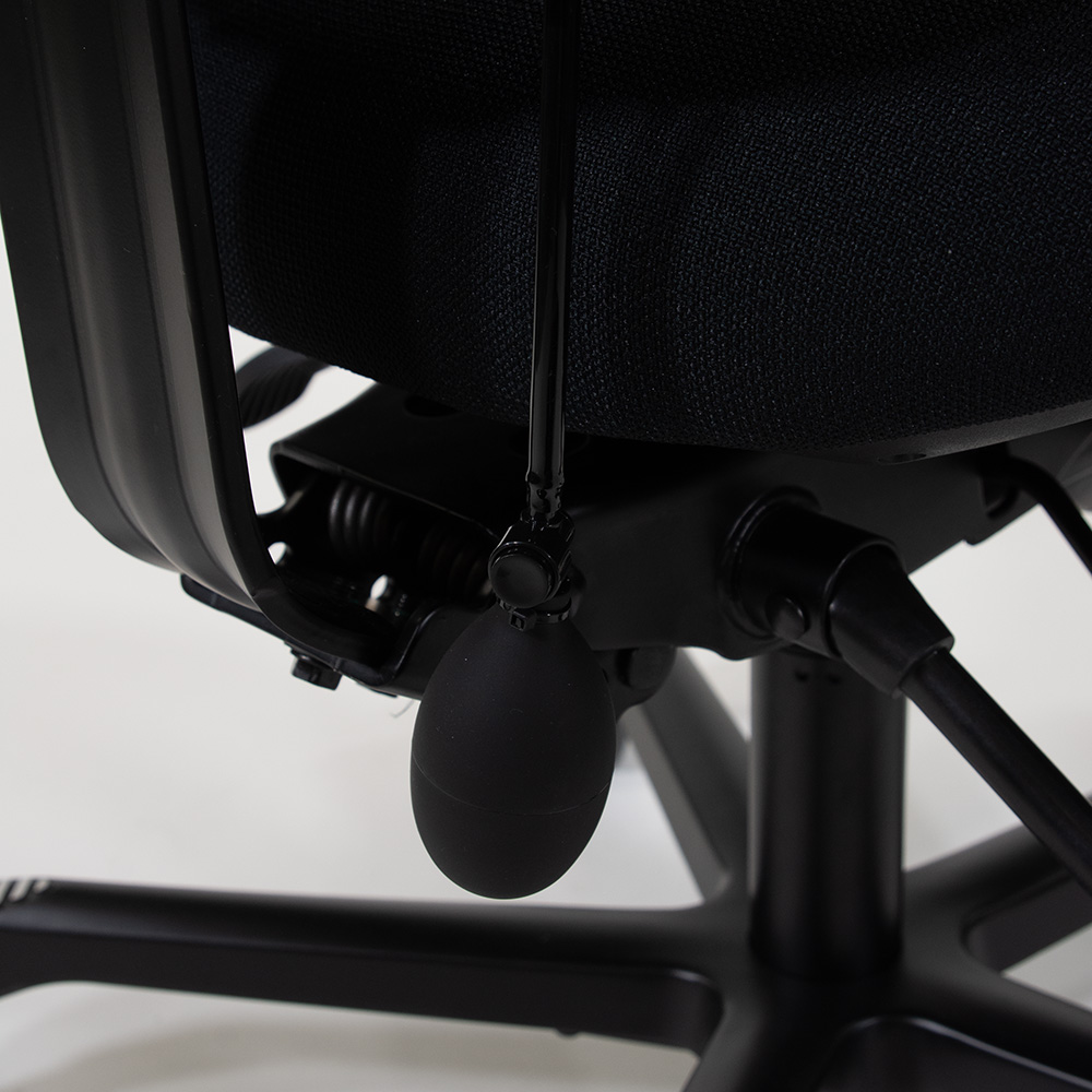 Laadukas Nori Pro 10 työtuoli ja muut Nori työtuolit myy Oulun Yrityskalusto Oy.