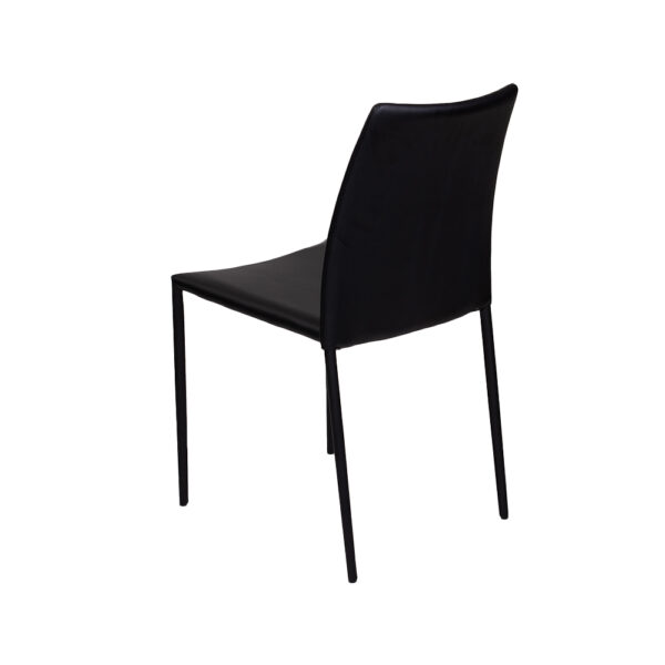 Design asiakastuoli ja muut tuolit heti mukaan Yrityskalustosta.