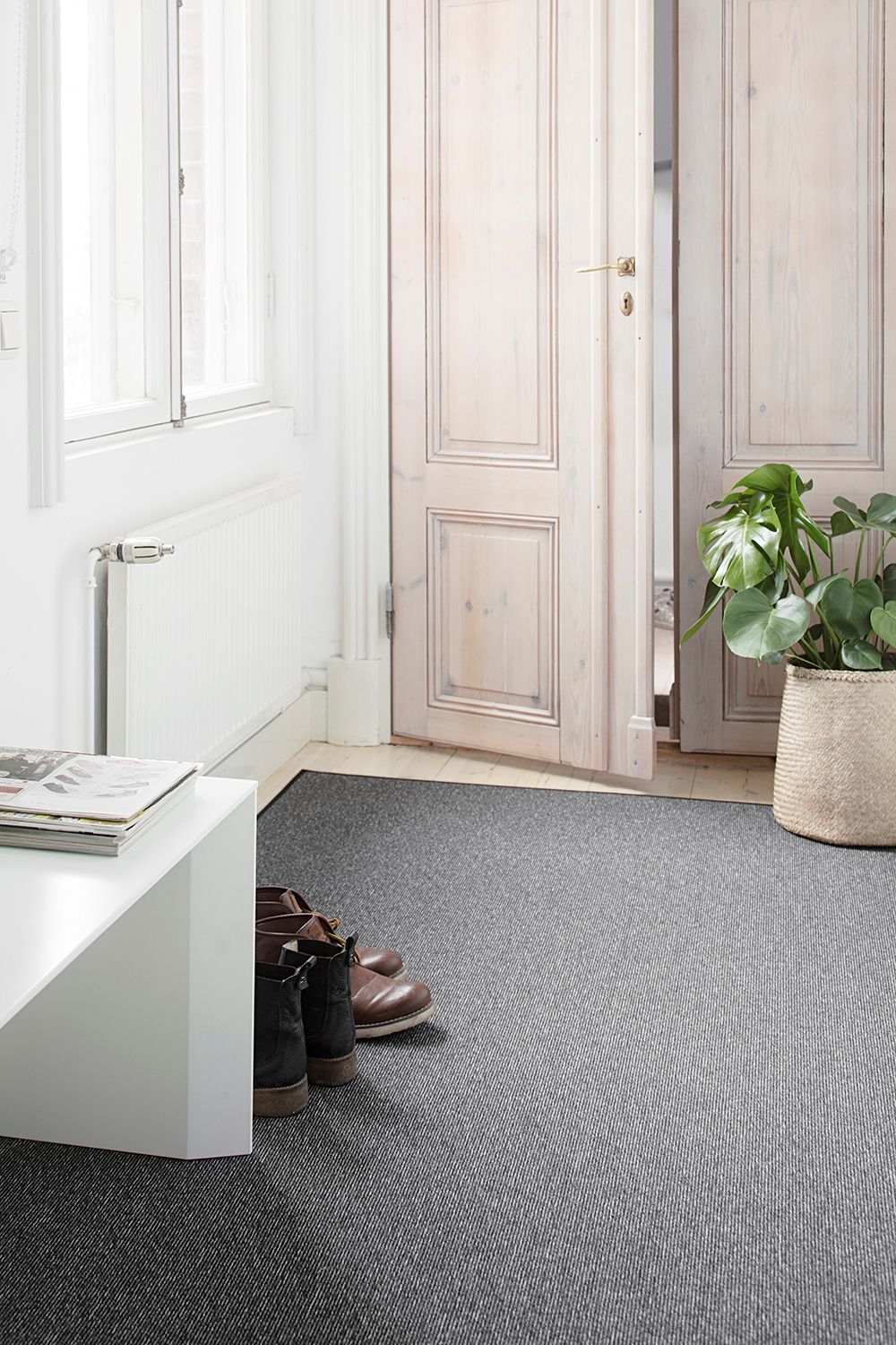 VM Carpetin Balanssi matto ja muut matot myy Oulun Yrityskalusto Oy.