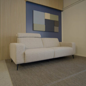 Hugo modulaarinen sohva ja muut sohvat myy Oulun Yrityskalusto Oy.