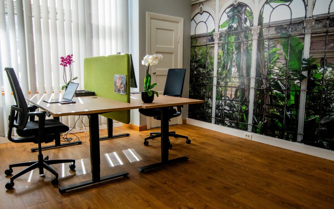 Sähköpöydät Oulusta ja Jyväskylästä – opas ergonomiseen työpisteeseen