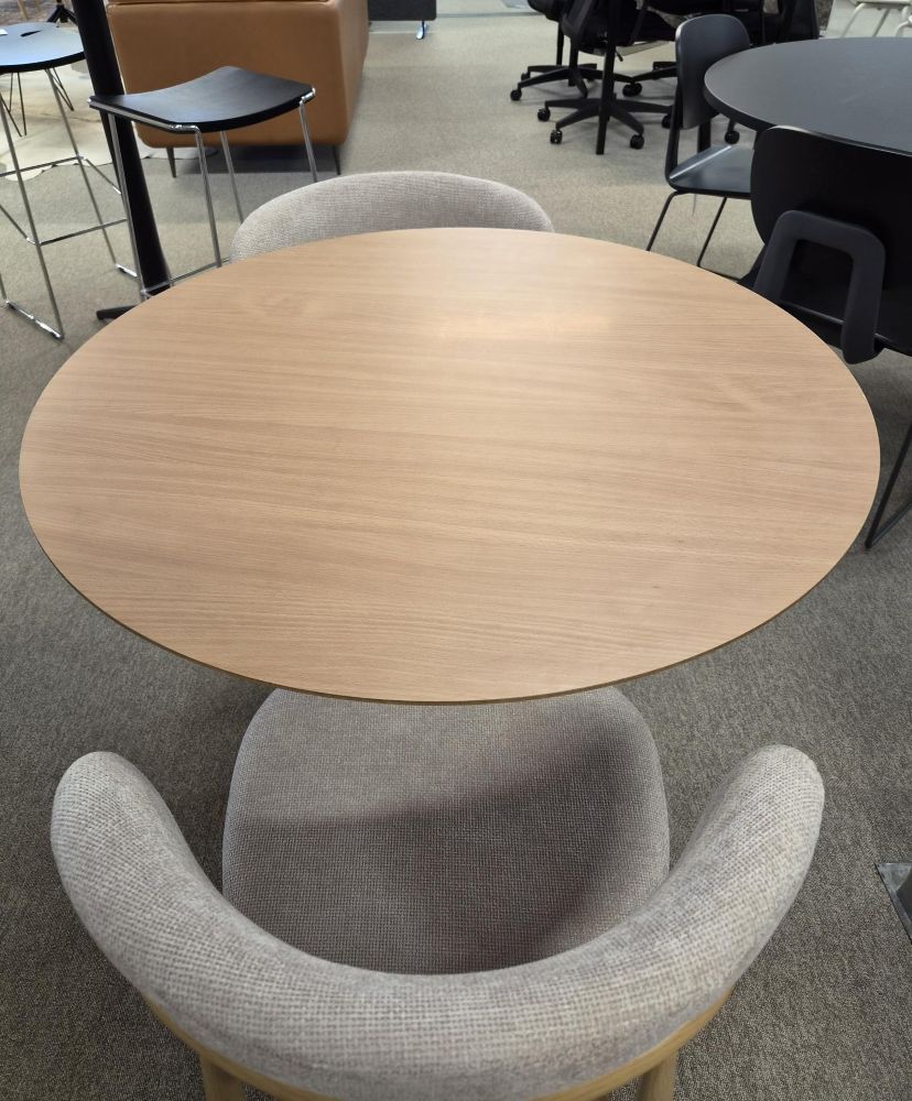Pyöreä pöytä Ø 90 cm - Image 3