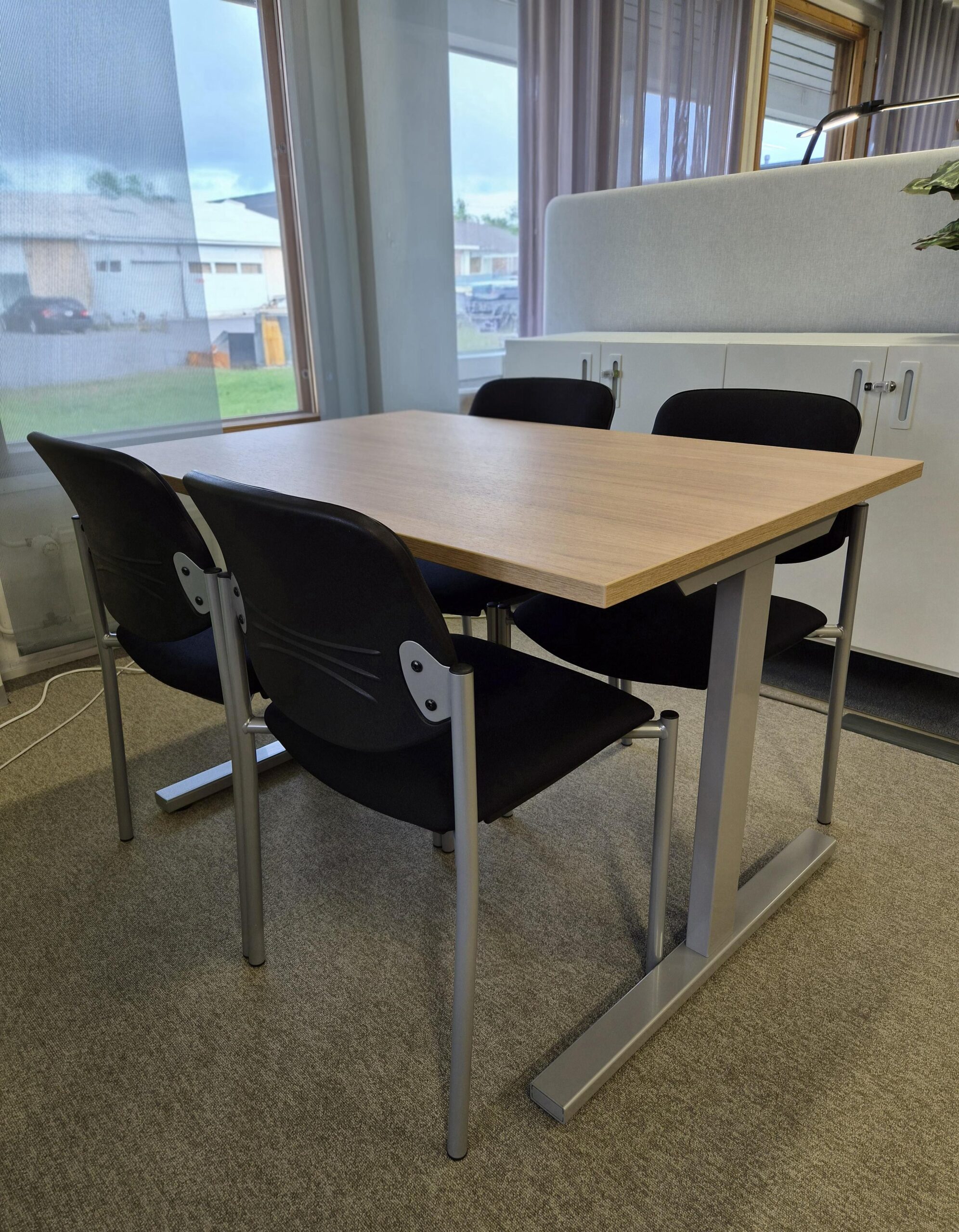 T-Easy neuvottelupöytä 120 x 80 cm - myymälämalli - Image 2